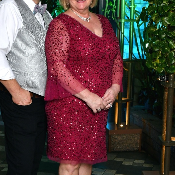 Plus Size Women’s Cocktail dress. - Picture 4 of 4